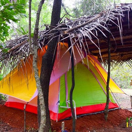 Готель Sigiri Jungle Camping Сігірія Екстер'єр фото